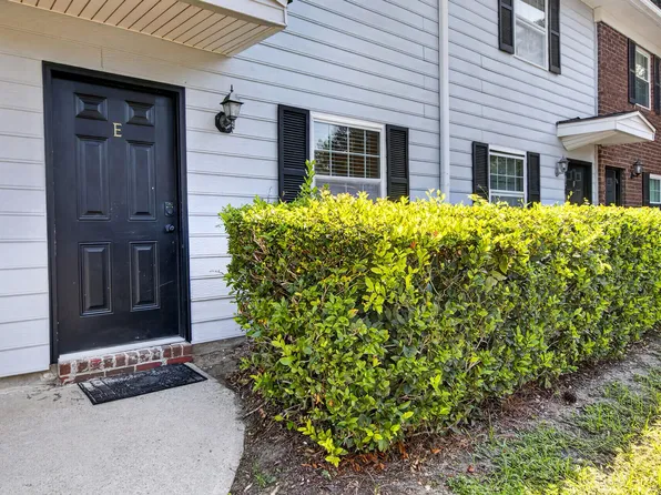 21 Rivers Point Row APT 3E, Charleston, SC 29412