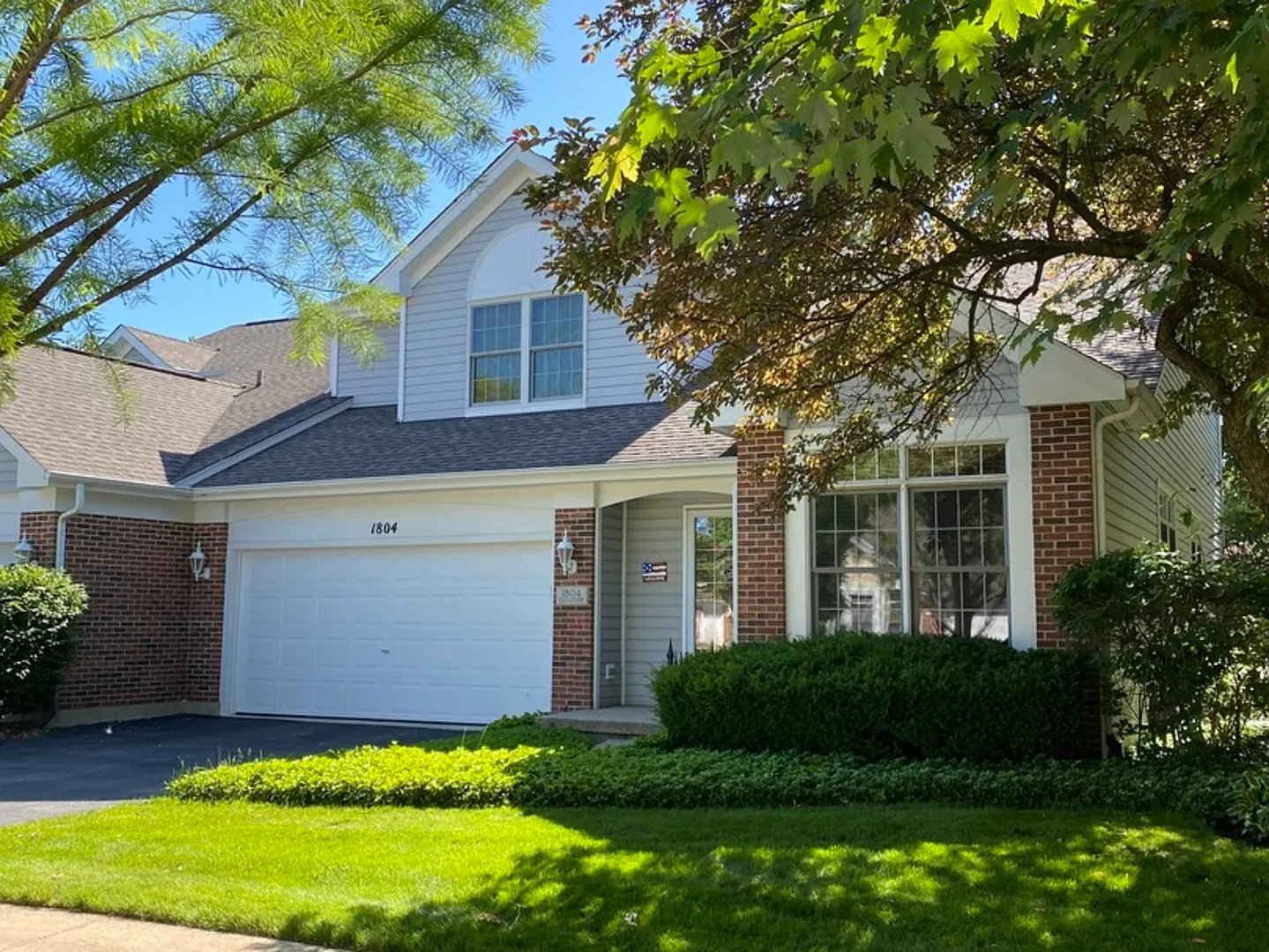 1804 Waverly Cir photo 1