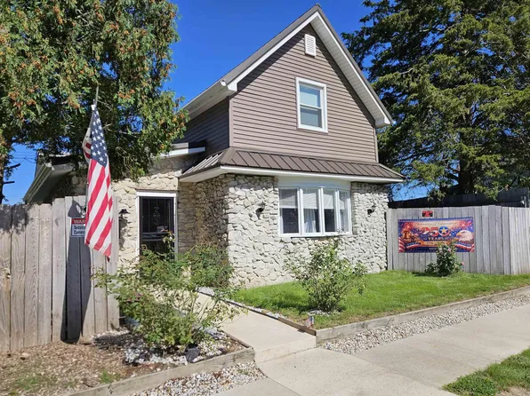 218 E Canal St, Peru, IN 46970