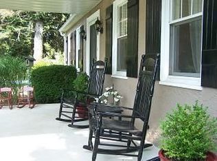 1011 Cardinal Rd, Audubon, PA 19403