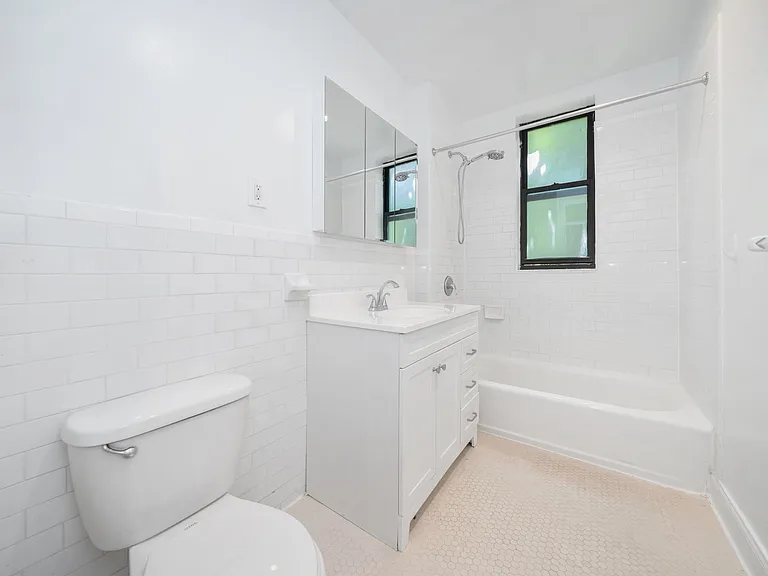 530 W 157th St #4E — Photo 9