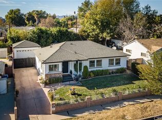 7533 Hatillo Ave, Winnetka, CA 91306