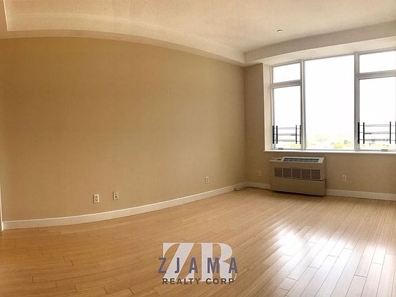 2nd image of 601 Ocean Pkwy APT 2A