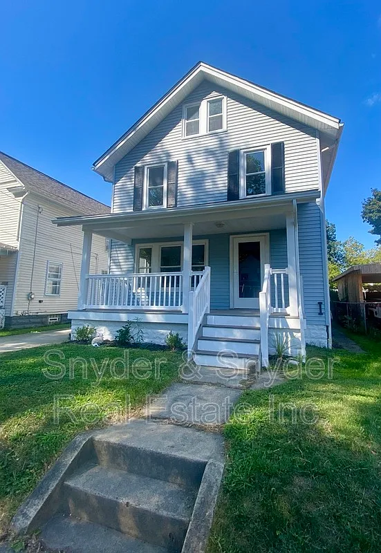 4 bed, 2.0 bath, 1817 sqft, $1,495 — Photo 1