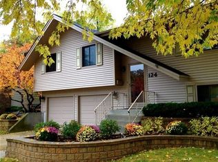 124 Samoset Ln, Schaumburg, IL 60193