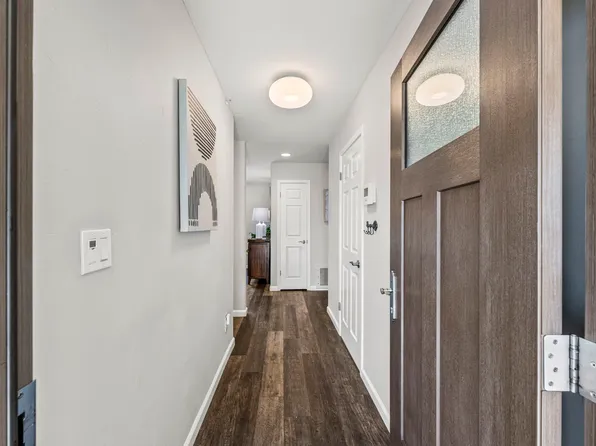 864 Camelia Dr, Livermore, CA 94550