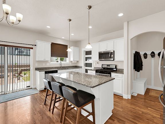 5th image of 4222 N Shirley Ln