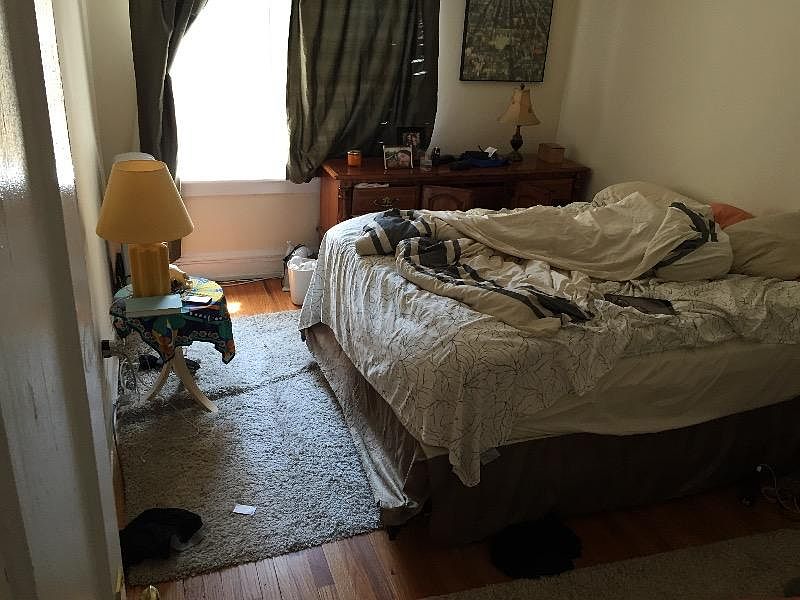 1st image of 4422 N St Louis Ave #3A