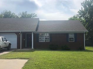 909 N 20th St, Murray, KY 42071