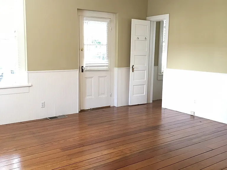 409 Spring St — Photo 7