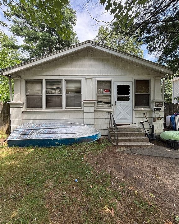 1st image of 55 Leitch St