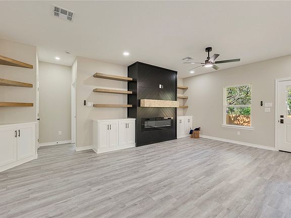 2nd image of 1612 Robeson St