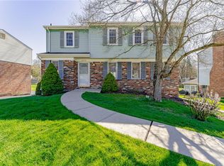 5070 Meadowridge Ln, Gibsonia, PA