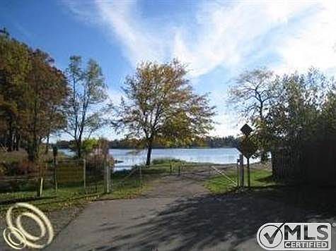 Boat ramp for sub.jpg