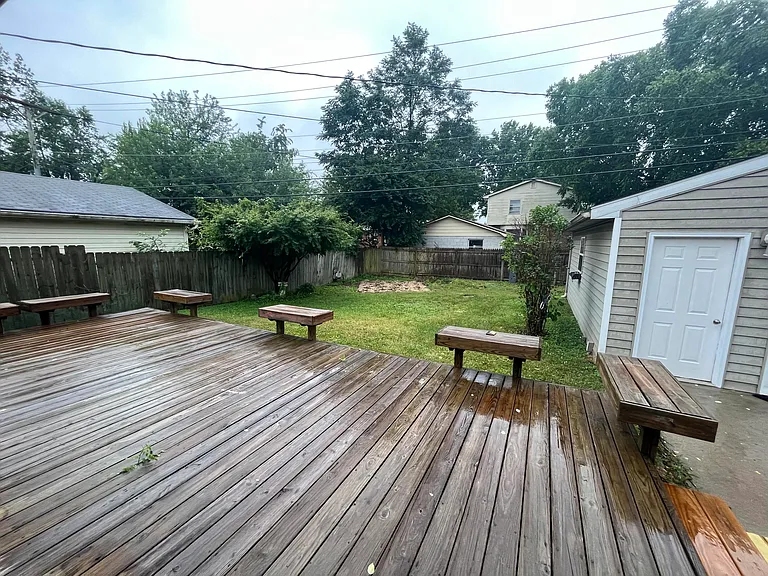 886 Honeysuckle Rd — Photo 12