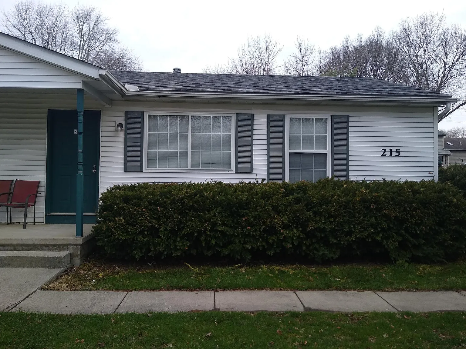 2 bed, 784 sqft, $1,050 — Photo 1