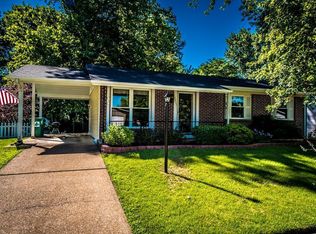 2932 Chance Dr, Florissant, MO