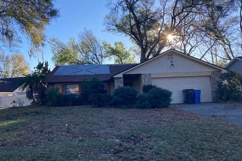 1st image of 1017 Ridgefield Dr