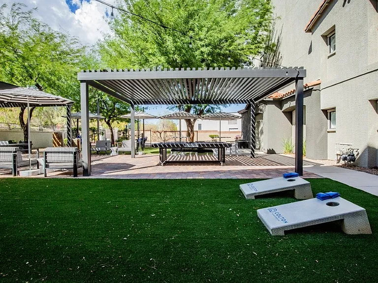 Colton Apartments — Photo 15