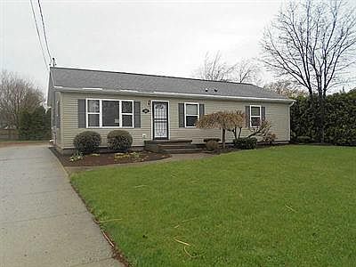 1st image of 1610 Cole Dr