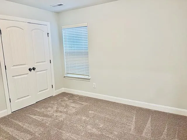 2125 Seneca Dr — Photo 31