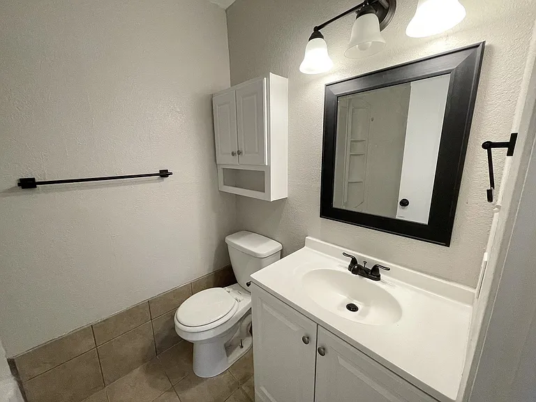 2935 Claude Dove Dr — Photo 23
