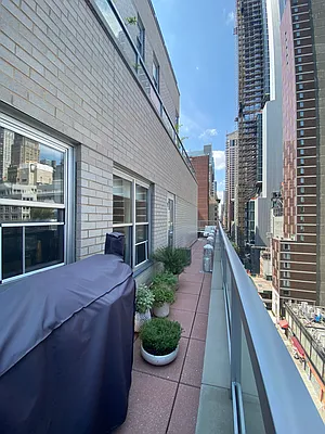 Rented by Oxford Property Group | media 61