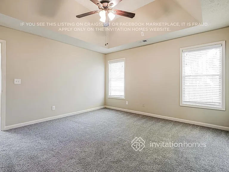 2604 Carolina Ct — Photo 11