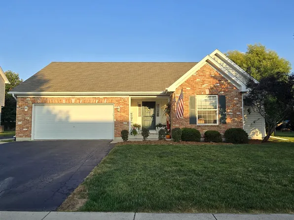 664 Magnolia St, Dekalb, IL 60115