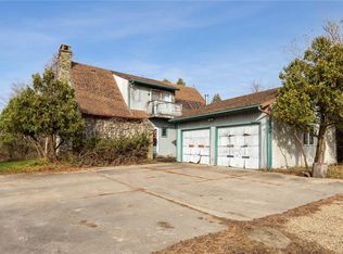 2637 120th St NW, Swisher, IA 52338