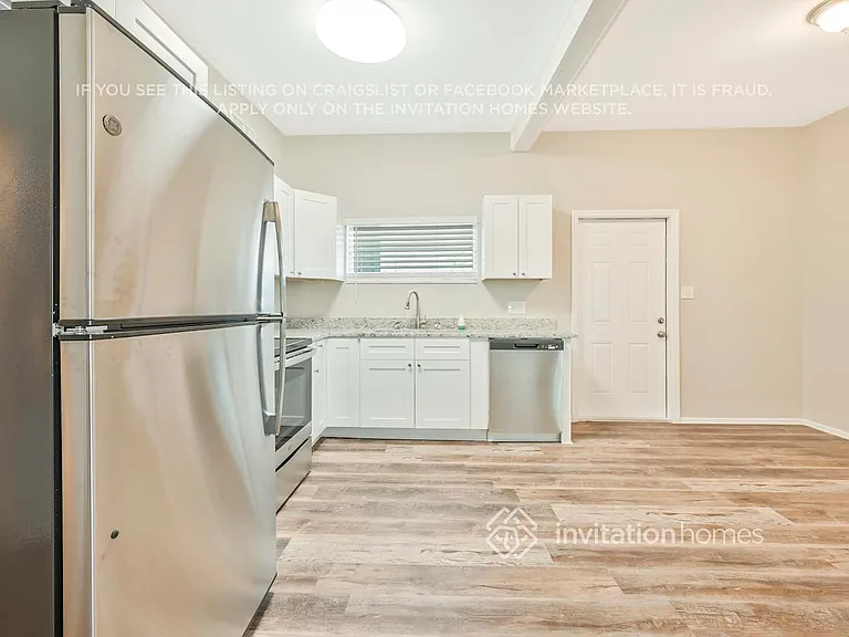 4805 Basswood Ln — Photo 7