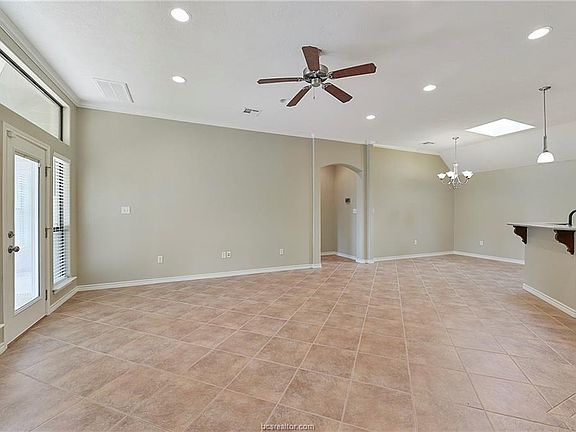 3rd image of 3911 Faimes Ct