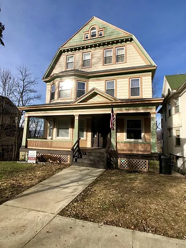 919 Clay Ave #1 Photo 1