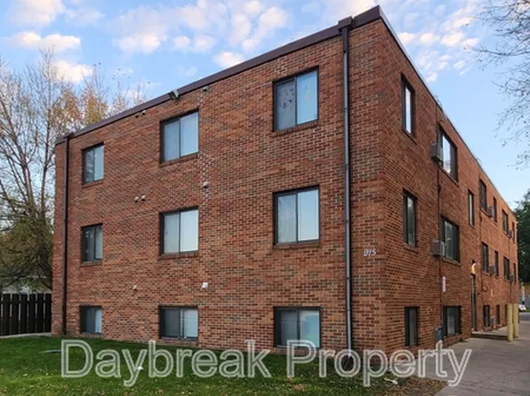 915 7th Ave N APT 8, Moorhead, MN 56560