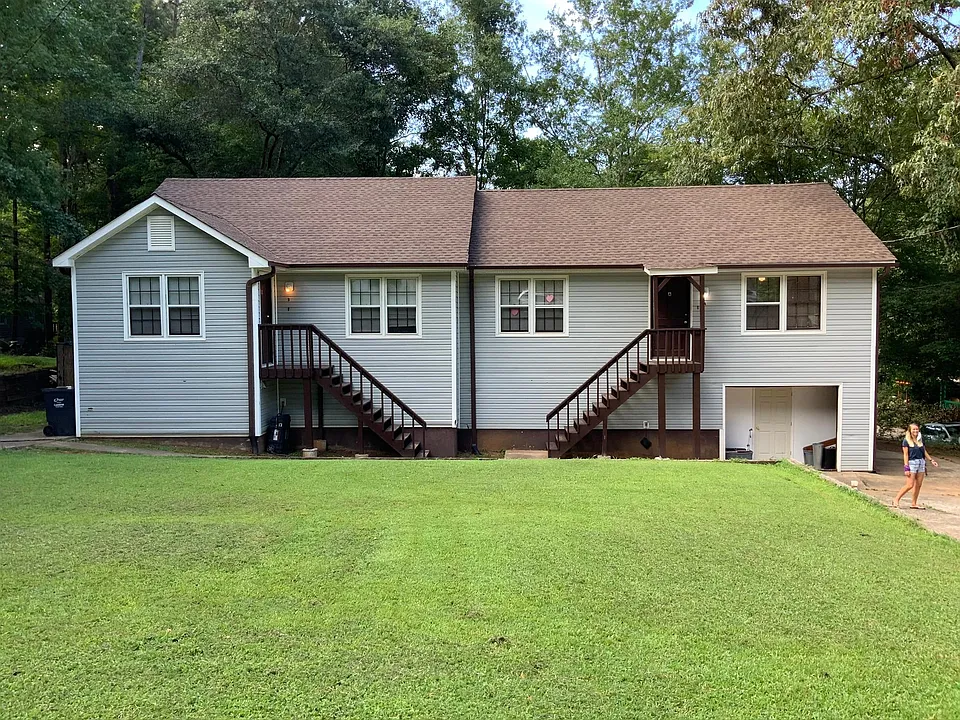195 N Etowah Dr #2