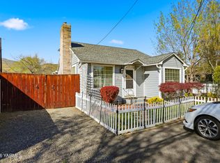 211 E 2nd St, Naches, WA 98937