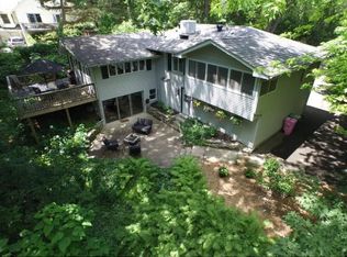 11317 Park Ridge Dr W, Minnetonka, MN 55305