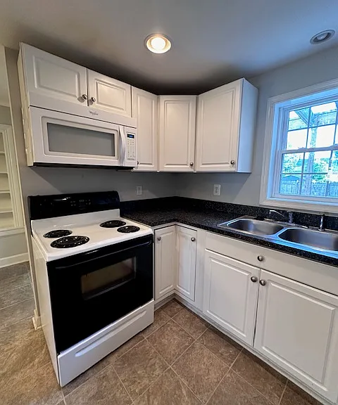 161 W Main St — Photo 13
