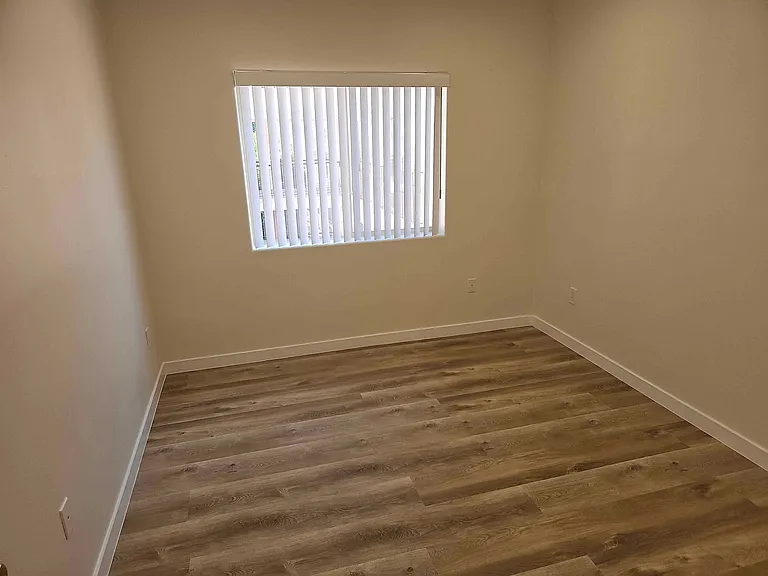 Fruitland Dr — Photo 27