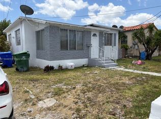 3072 SW 16th St, Miami, FL 33145