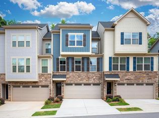 30 Questover Dr, Greenville, SC 29607