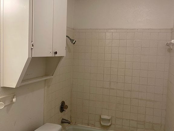 4th image of 610 Casa Dr #Ah