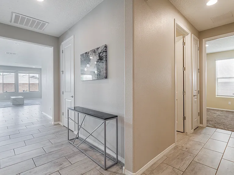 11439 Manzano Vista Ave SE — Photo 6