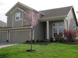 601 154th Pl, Basehor, KS 66007