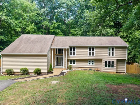 4113 Poplar Grove Rd, Midlothian, VA 23112