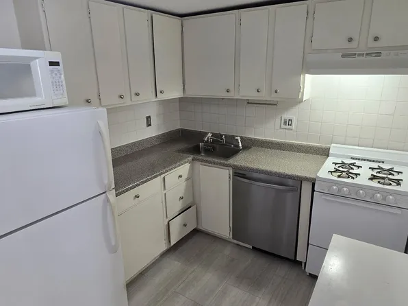 679 Massachusetts Ave #1, Boston, MA 02118