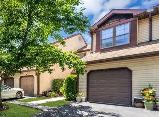 107 Bayberry Dr, Franklin Twp., NJ 08873