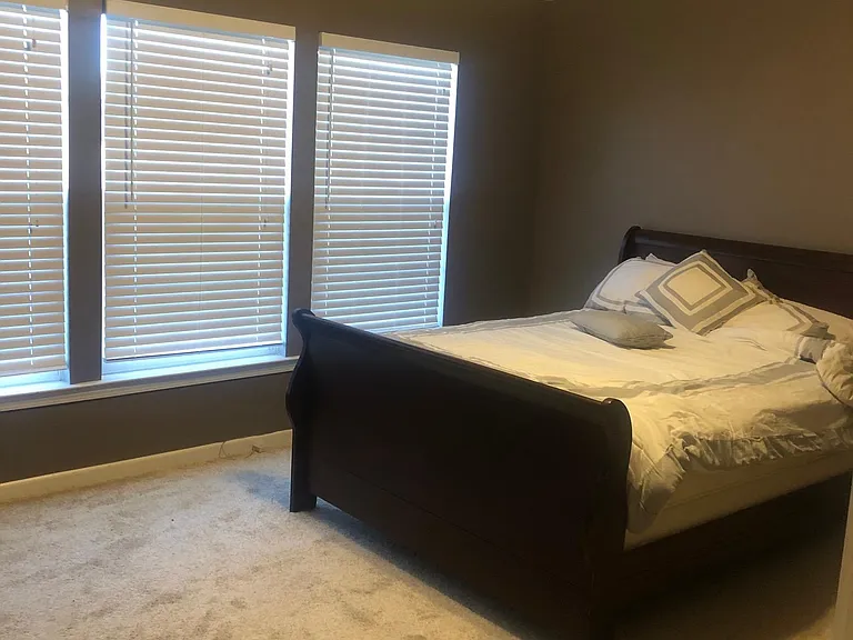 10810 Altliff Ct — Photo 11