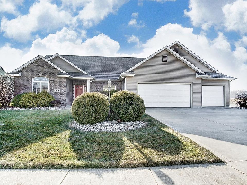 1st image of 10208 Greenwood Lakes Dr