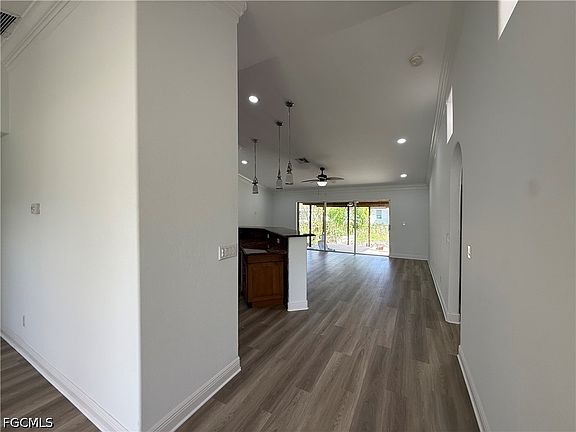 4th image of 2712 25th St W
